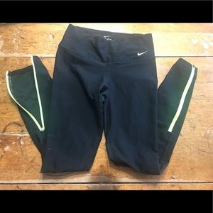 Nike Dri-Fit Leggings with Ankle Zipper (XS)